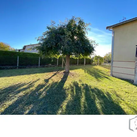 Appartement Moulin#3 - 6 Pers -calme-jardin&parking Futuroscope