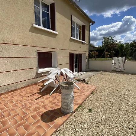 Appartement Moulin#3 - 6 Pers -calme-jardin&parking Futuroscope